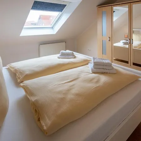 Apartment Ferienwohnung Kustenbrise In Norddeich Norddeich (Norden)